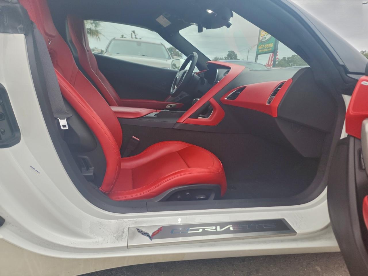 Chevrolet Corvette Stingray 3lt Image 4