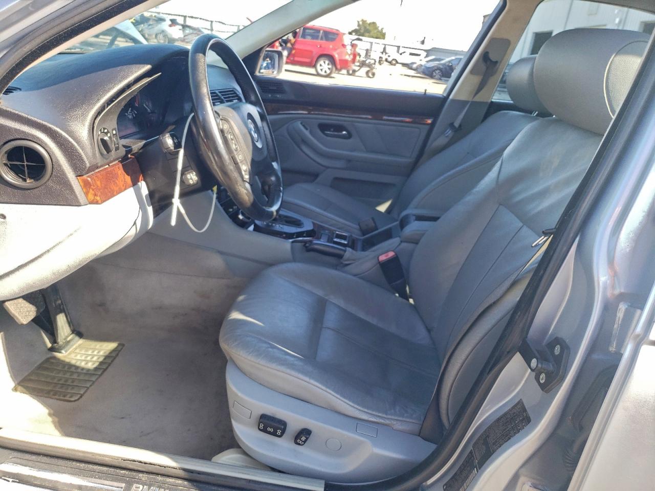 BMW 5 Series I Automatic Image 7