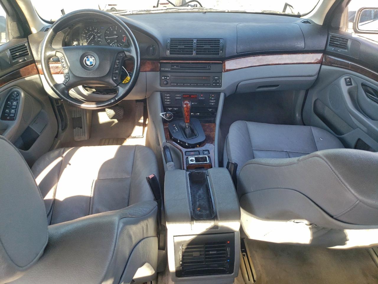 BMW 5 Series I Automatic Image 6
