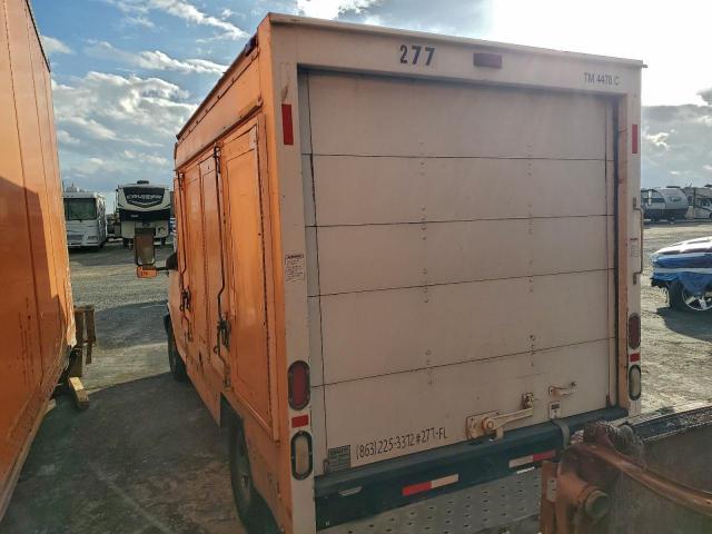 GMC Savana Cutaway G3500 Image 6