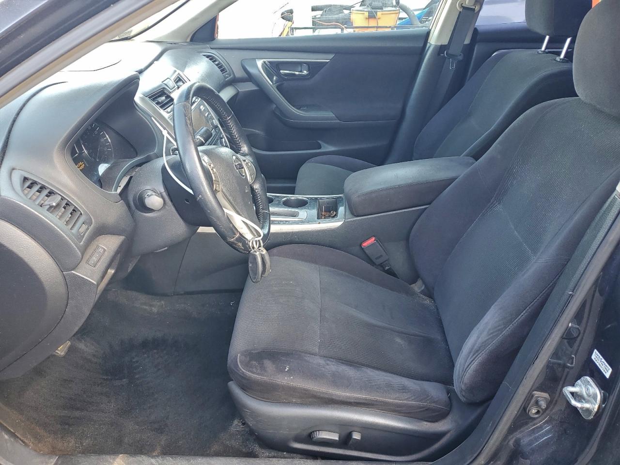 Nissan Altima 2.5 Image 6