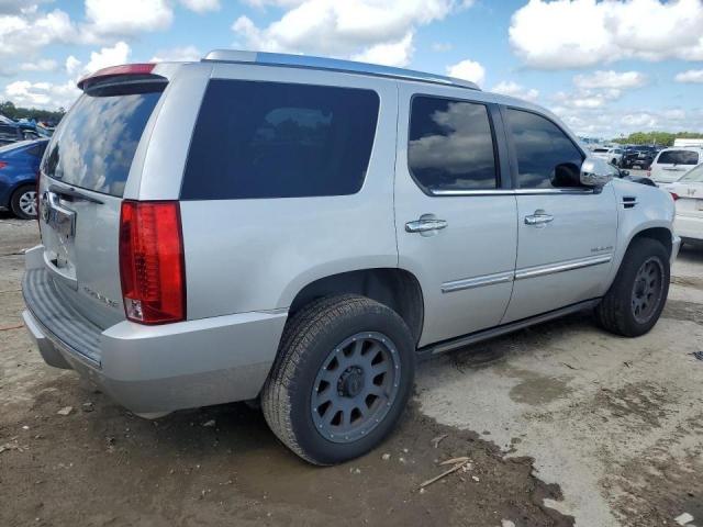 Cadillac Escalade Premium Image 4