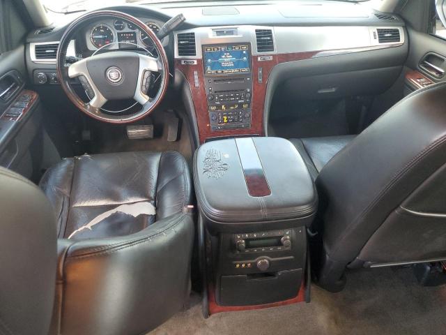 Cadillac Escalade Premium Image 13