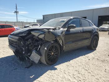 Salvage Porsche Cayenne