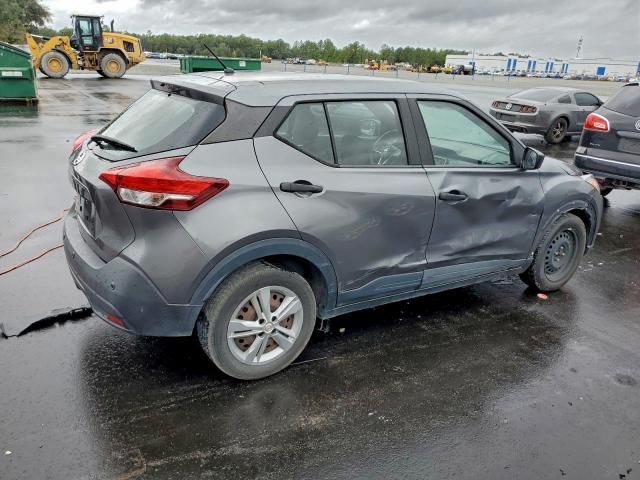 Nissan Kicks S Image 5