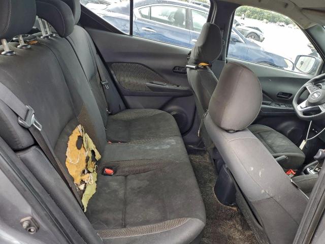 Nissan Kicks S Image 12