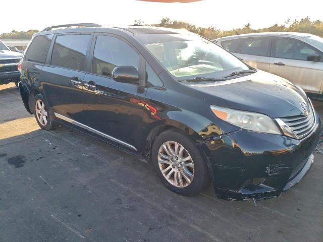 Toyota Sienna Xle Image 11