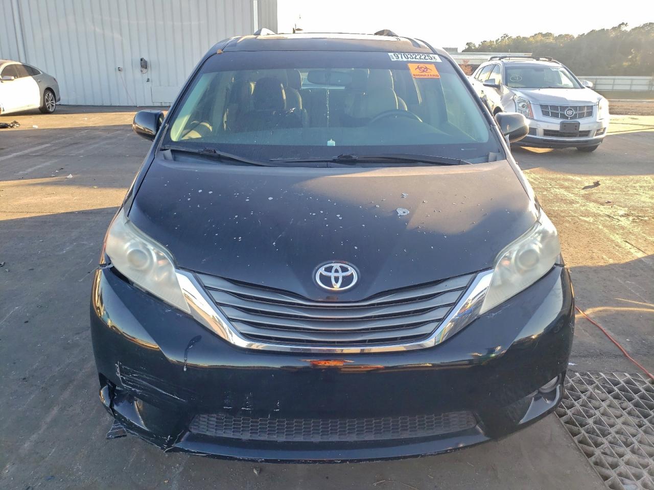 Toyota Sienna Xle Image 9