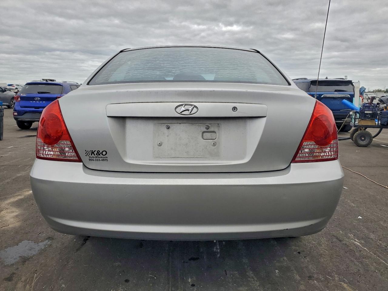 Hyundai ELANTRA Gls Image 2