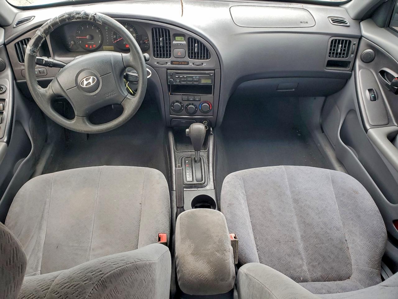 Hyundai ELANTRA Gls Image 4