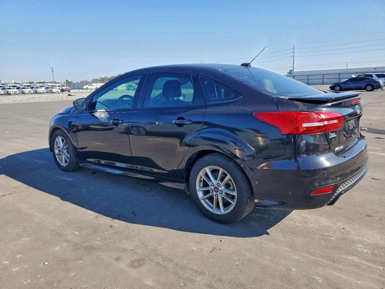 Ford Focus Se Image 9