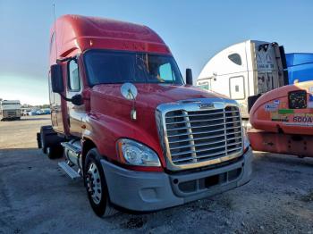  Salvage Freightliner Cascadia