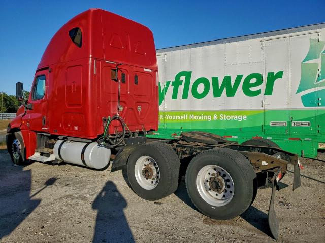 Freightliner Cascadia Image 2