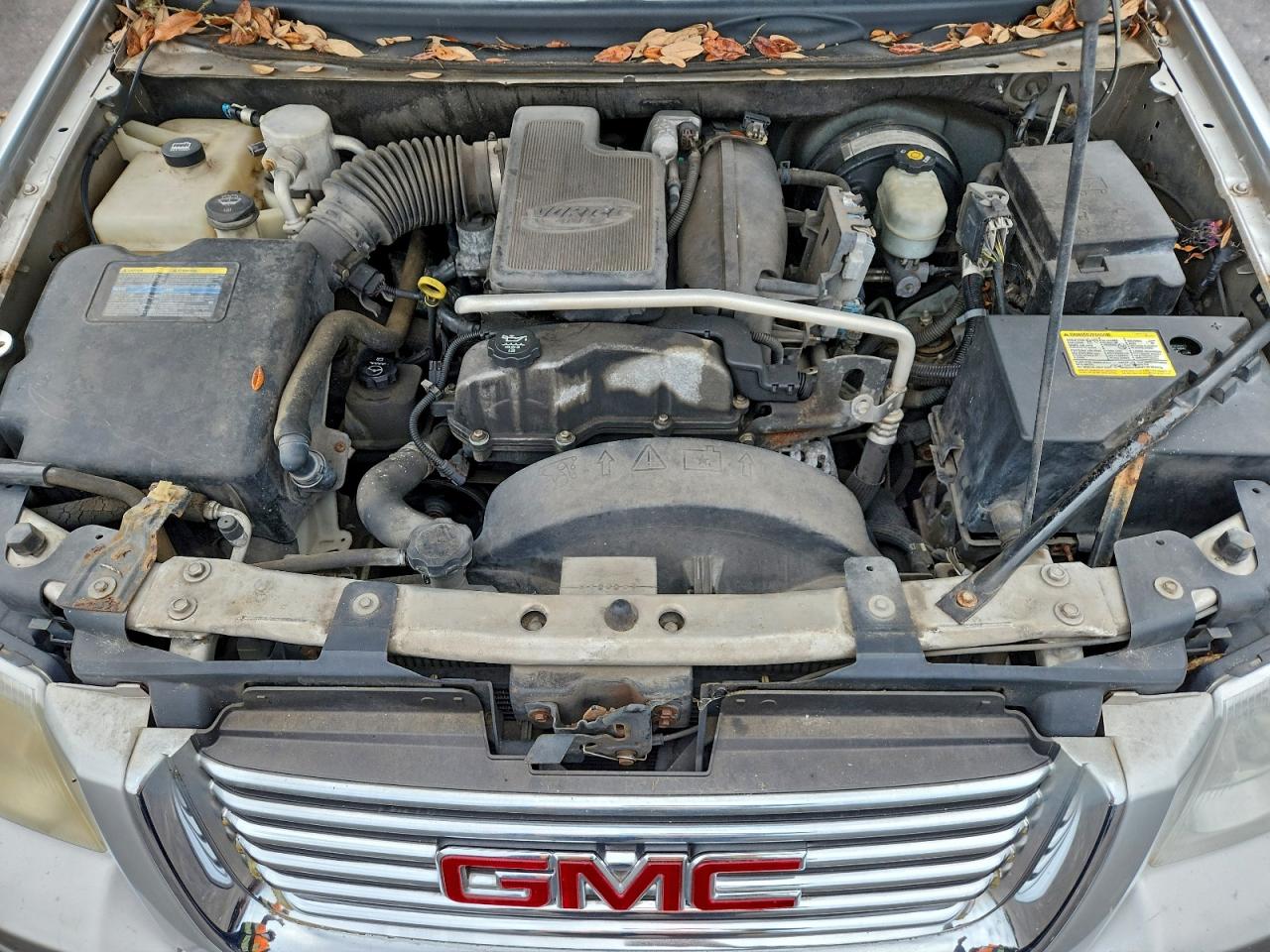 GMC Envoy Image 11