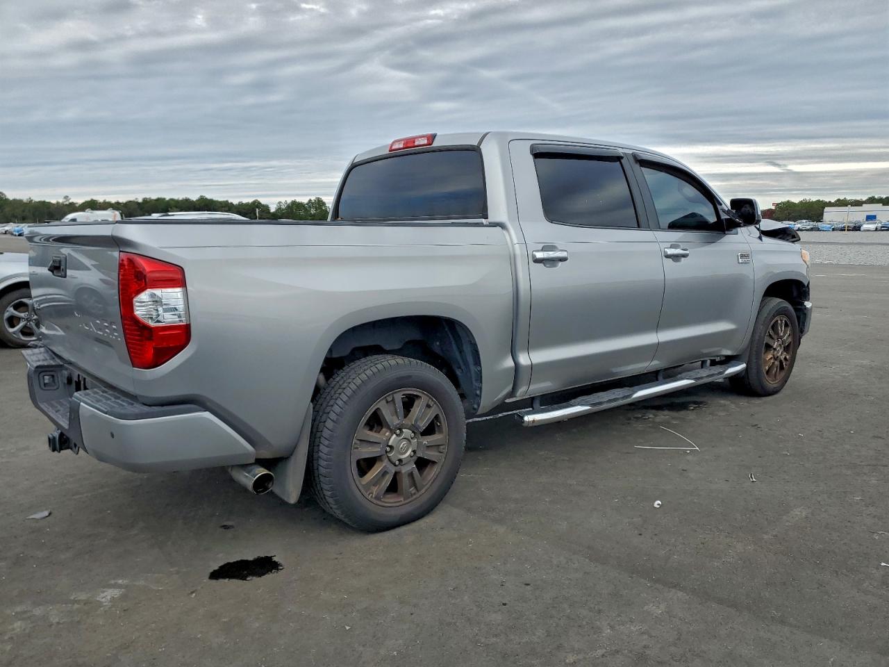 Toyota Tundra Crewmax 1794 Image 7