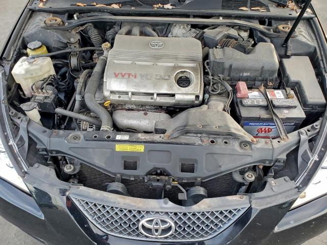 Toyota Camry Se Image 12