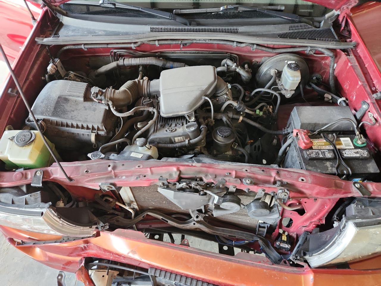 Toyota Tacoma Access Cab Image 12