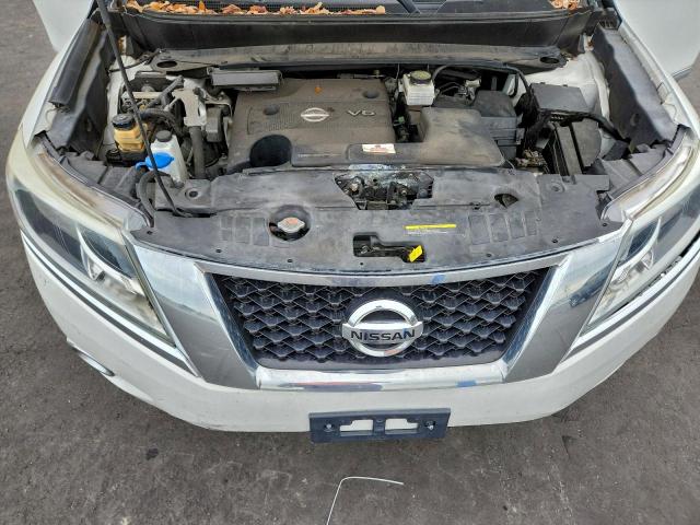 Nissan Pathfinder S Image 11