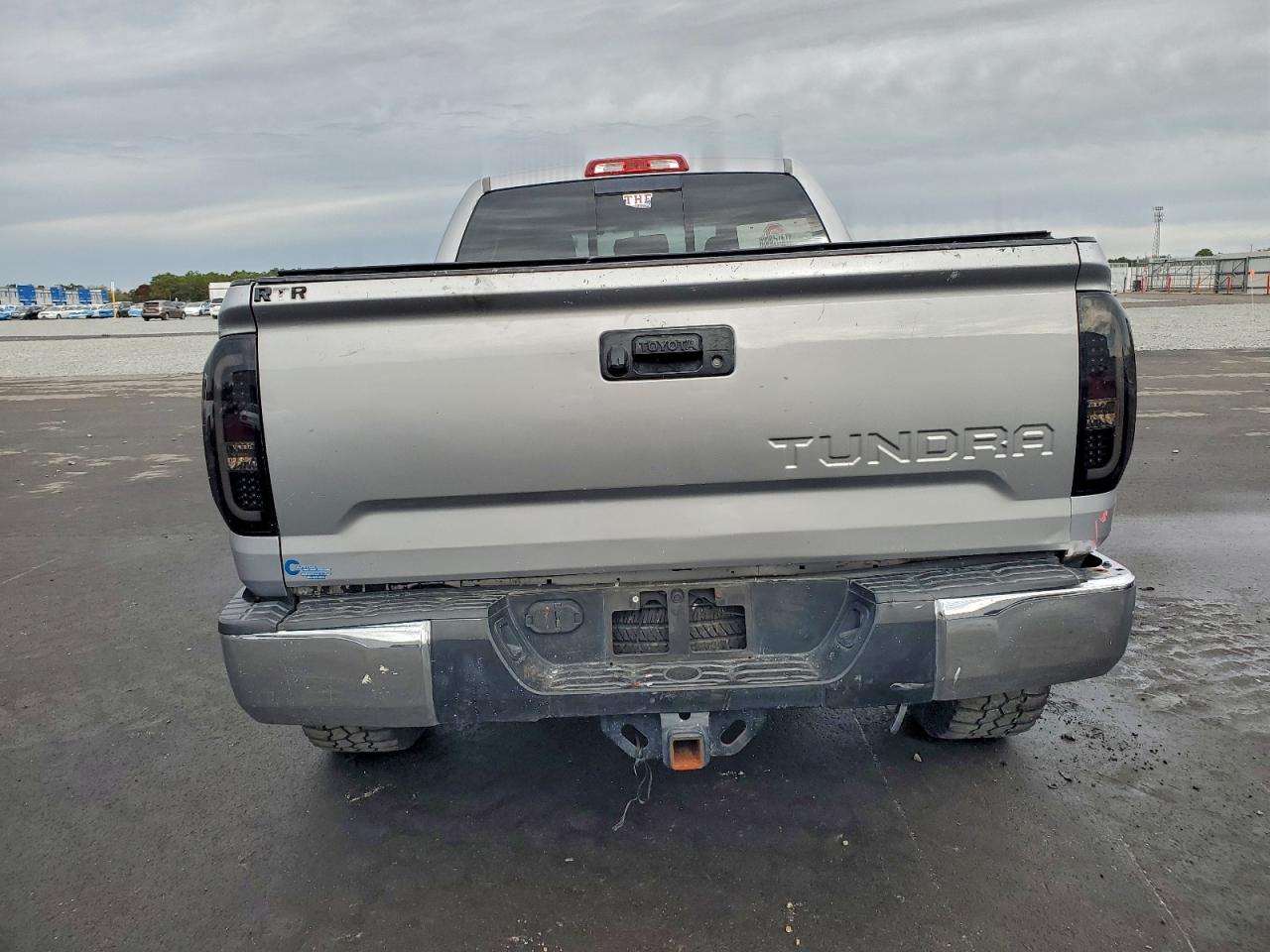 Toyota Tundra Double Cab Sr Image 11