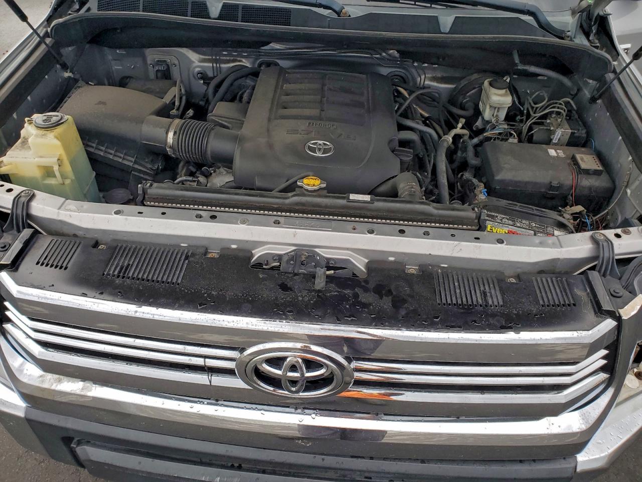 Toyota Tundra Double Cab Sr Image 3