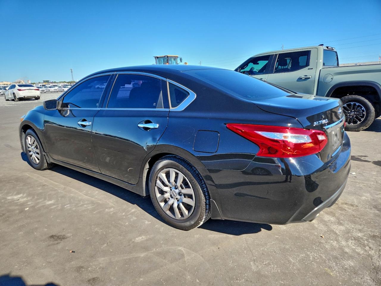 Nissan Altima 2.5 Image 10