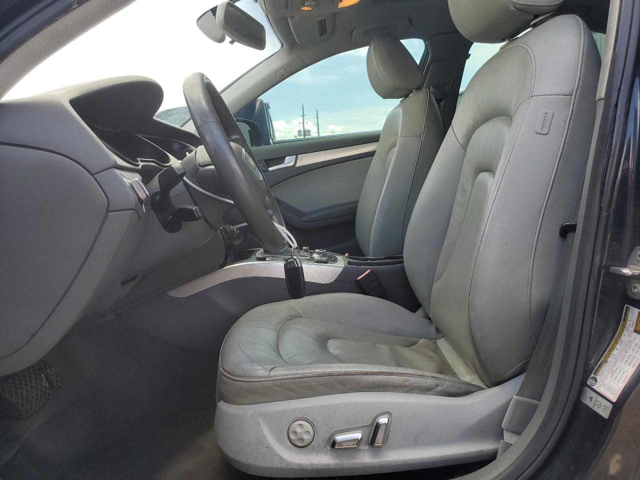 Audi A4 Premium Image 6