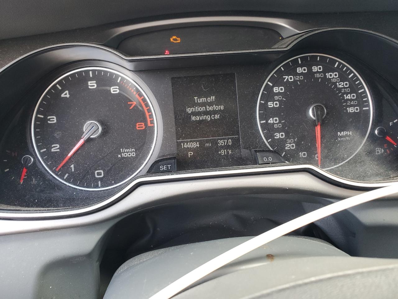 Audi A4 Premium Image 8