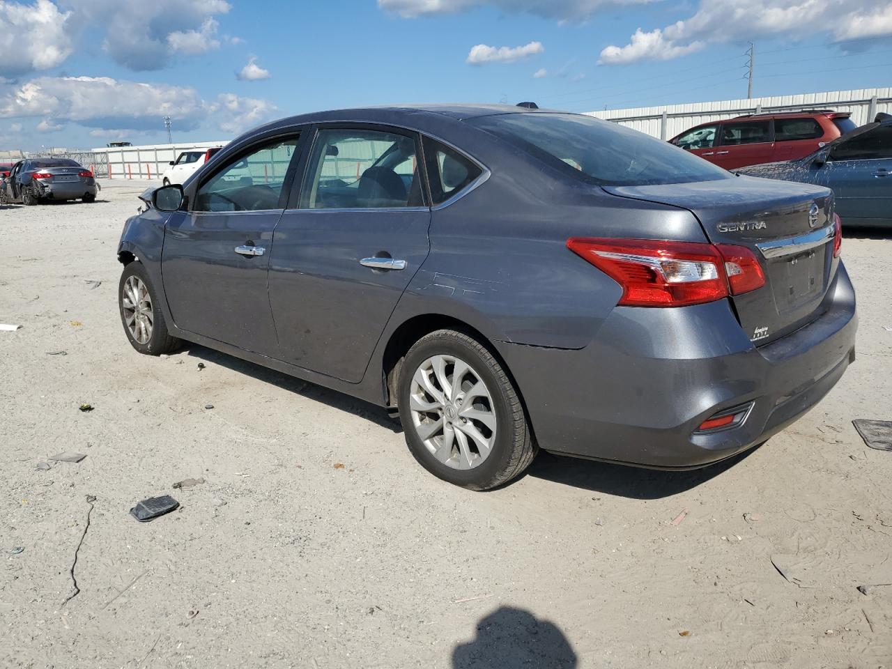 Nissan Sentra S Image 5