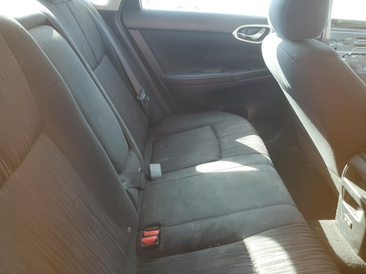 Nissan Sentra S Image 11