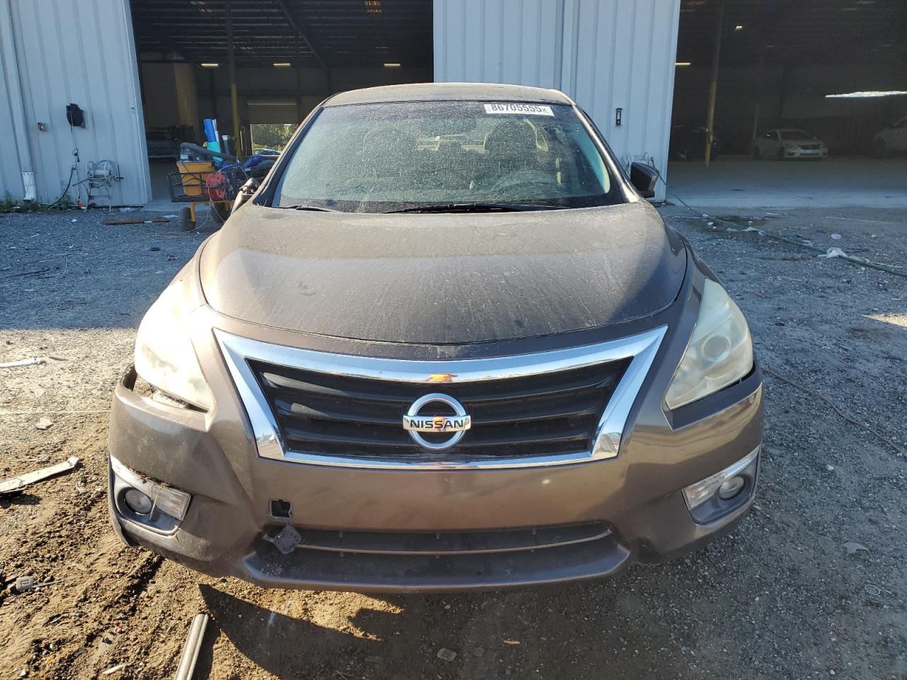 Nissan Altima 2.5 Image 4