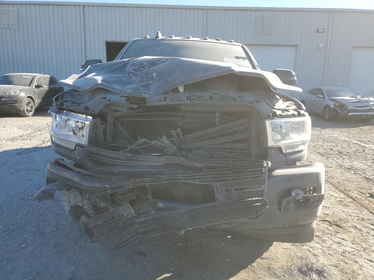 Ram 2500 Big Horn Image 3