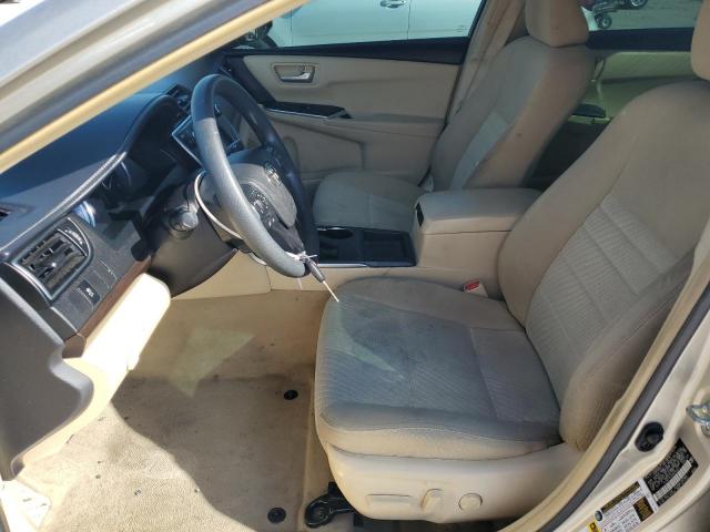 Toyota Camry Le Image 7