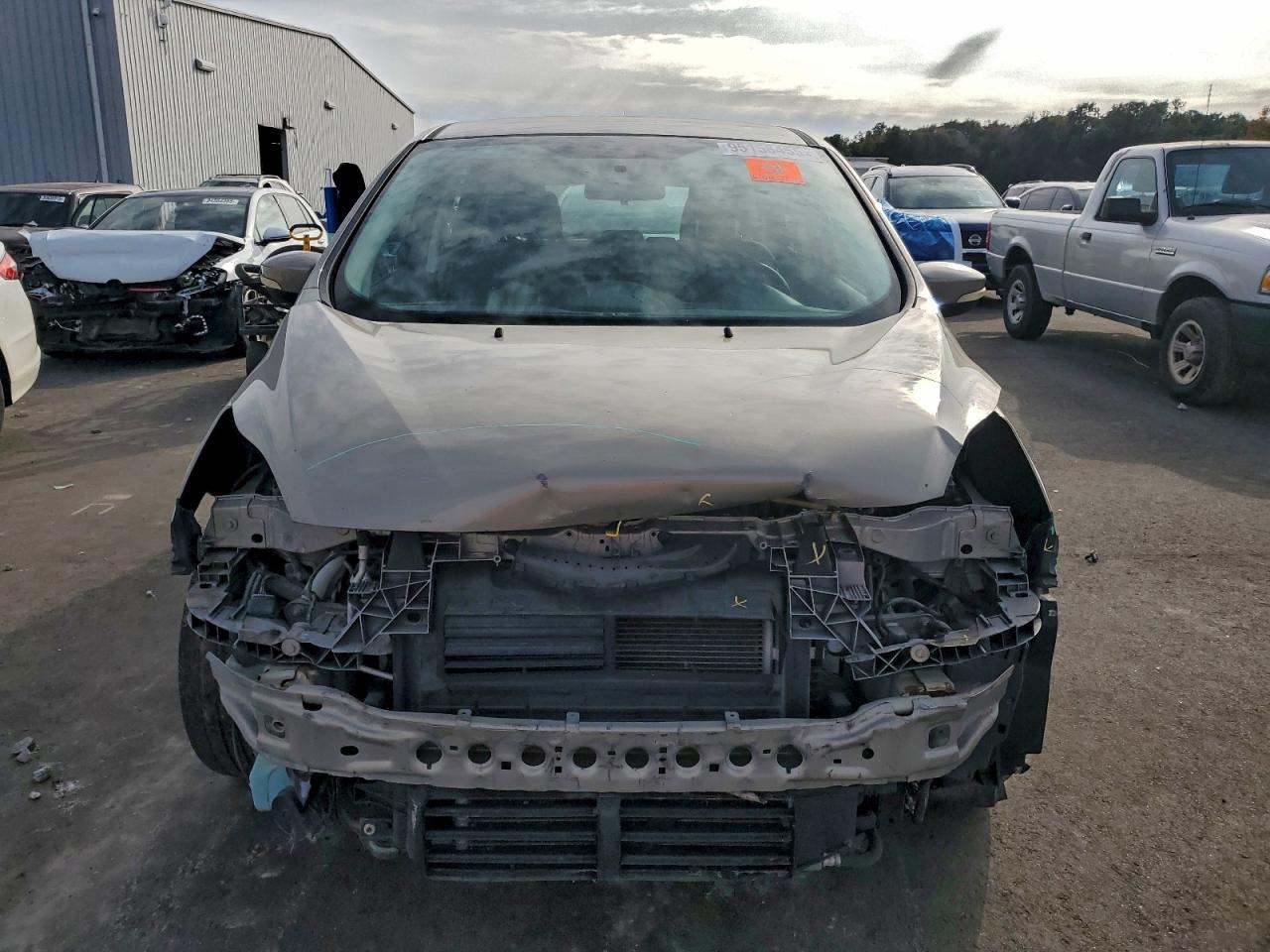 Ford Cmax Se Image 12