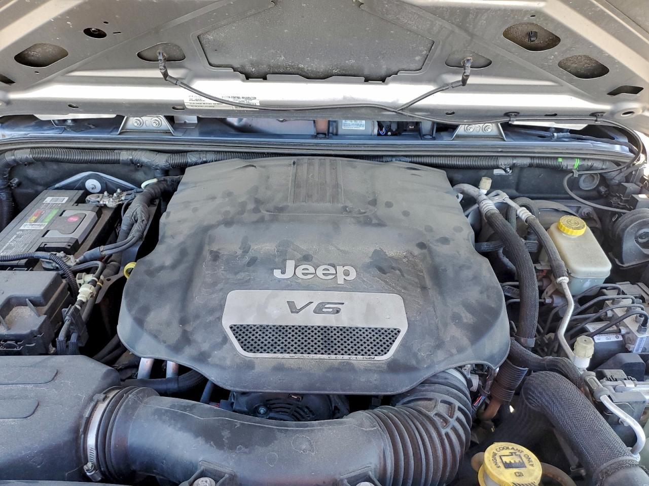 Jeep Wrangler Sport Image 11