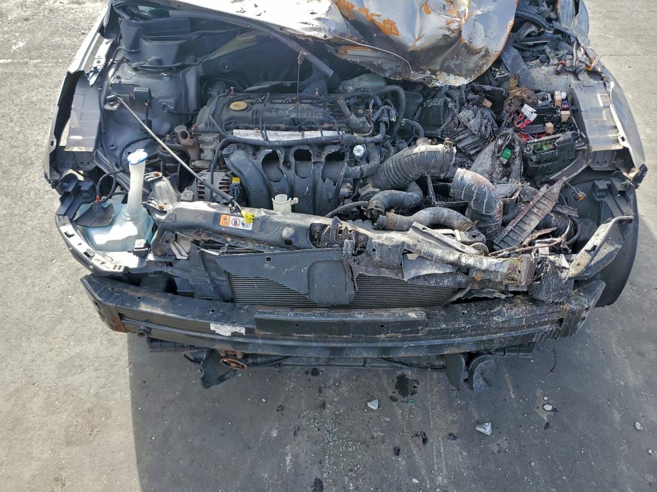 Hyundai ELANTRA Gls Image 7