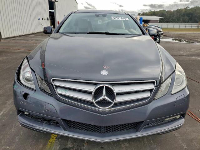 Mercedes-Benz E-Class 350 Image 11