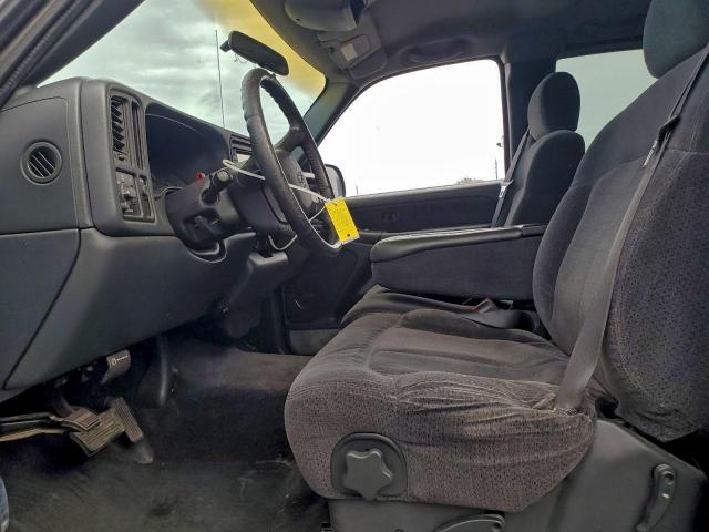 Chevrolet Silverado C1500 Image 12