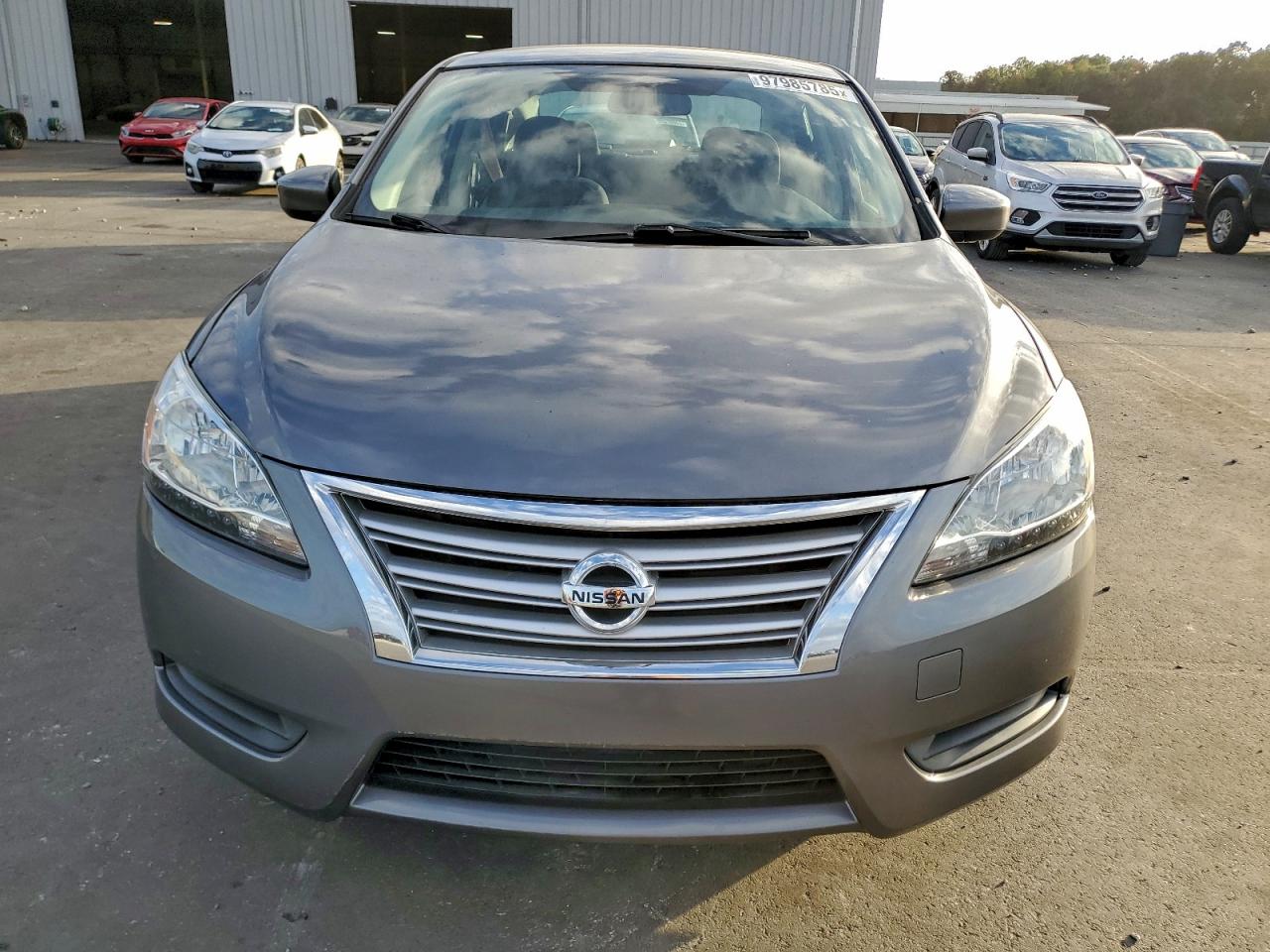 Nissan Sentra S Image 2