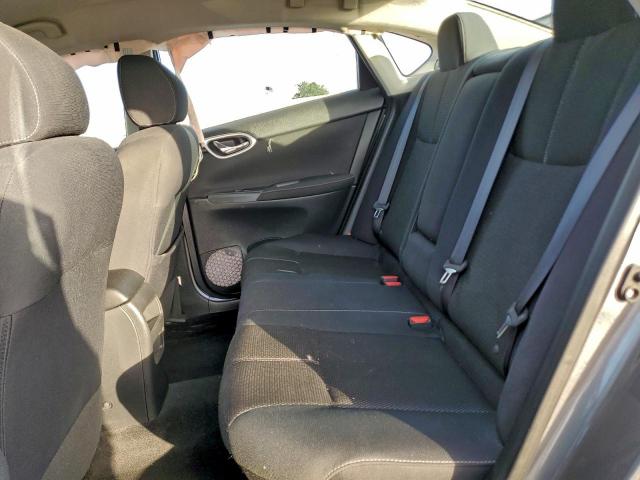 Nissan Sentra S Image 6