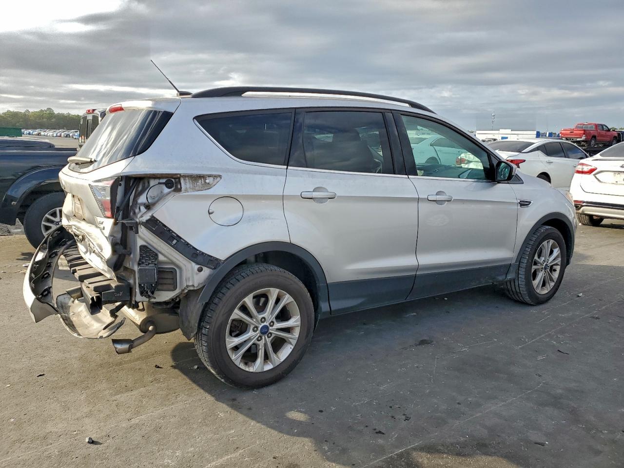 Ford Escape Se Image 13