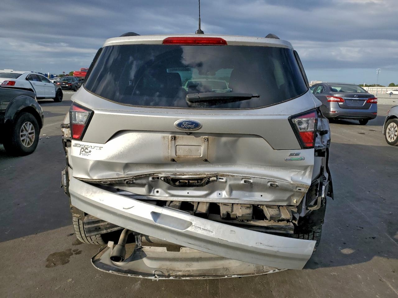 Ford Escape Se Image 5