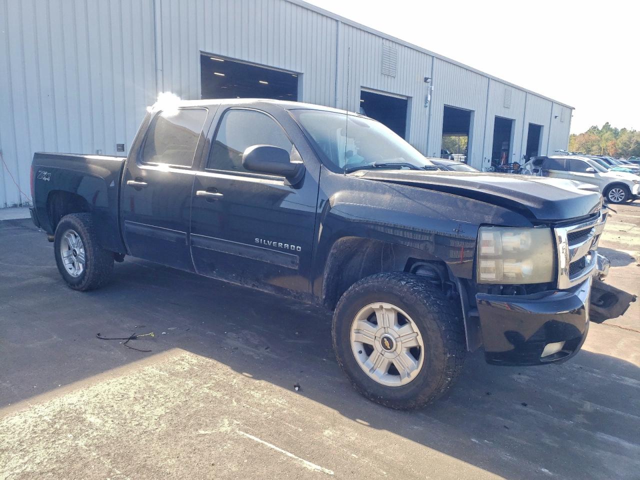 Chevrolet Silverado K1500 Lt Image 9