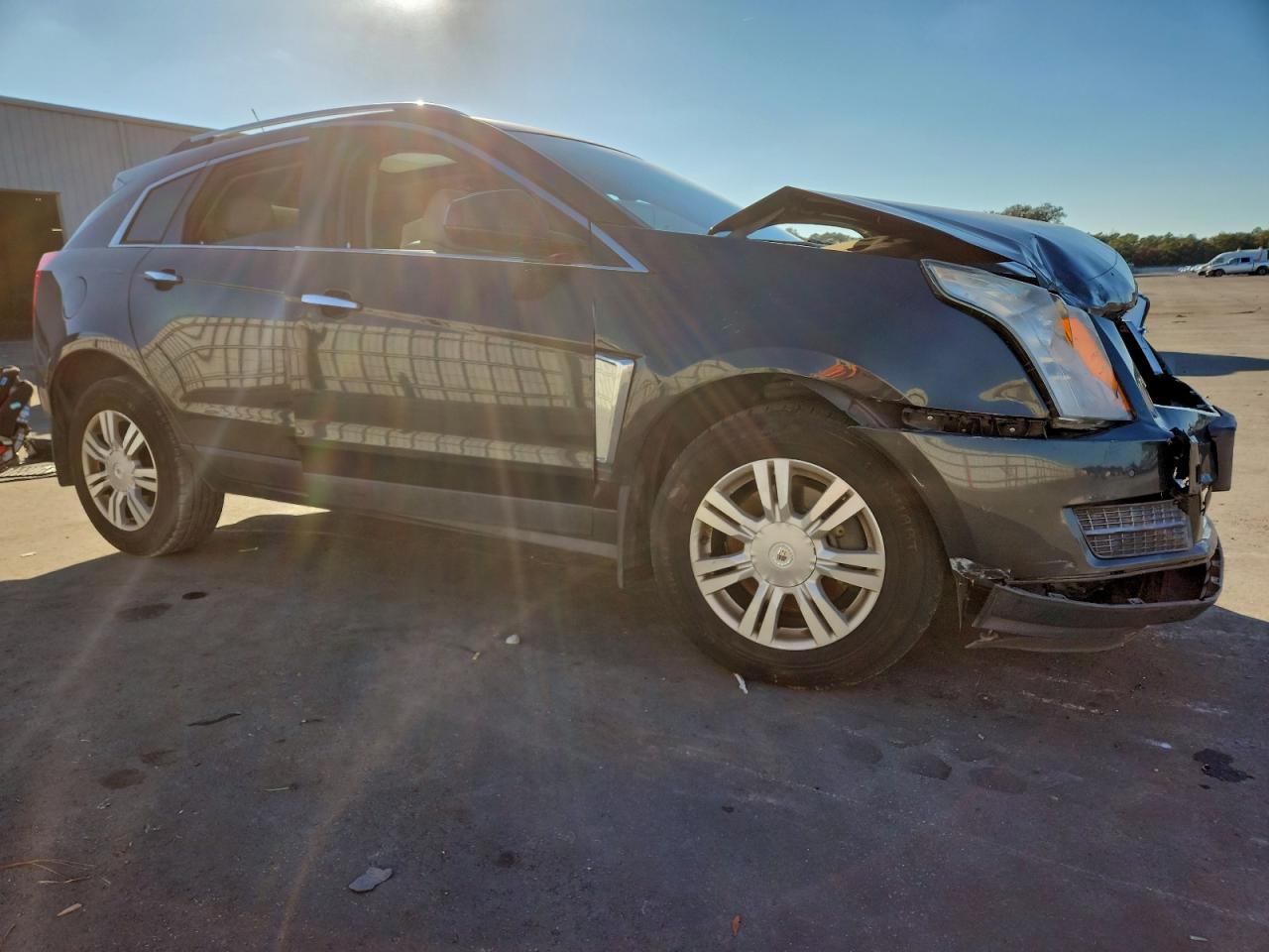 Cadillac SRX Luxury Collection Image 3