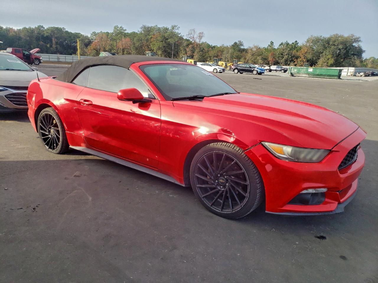 Ford Mustang Image 12