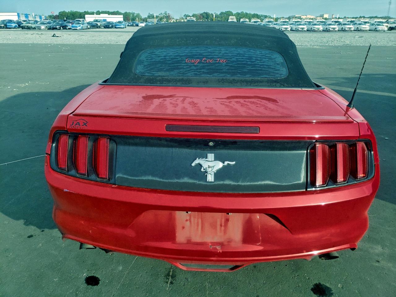 Ford Mustang Image 7