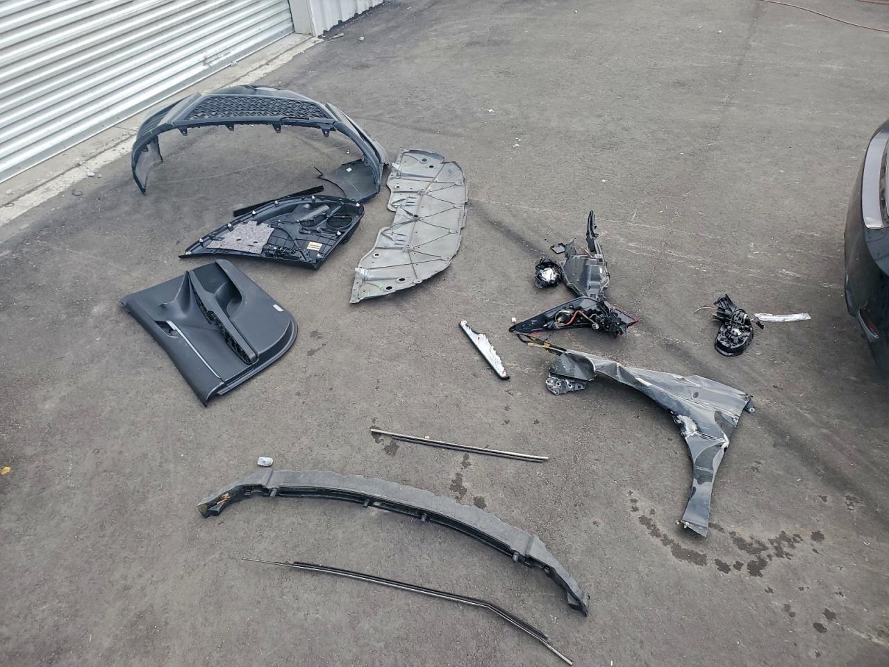 Toyota Camry L Image 13