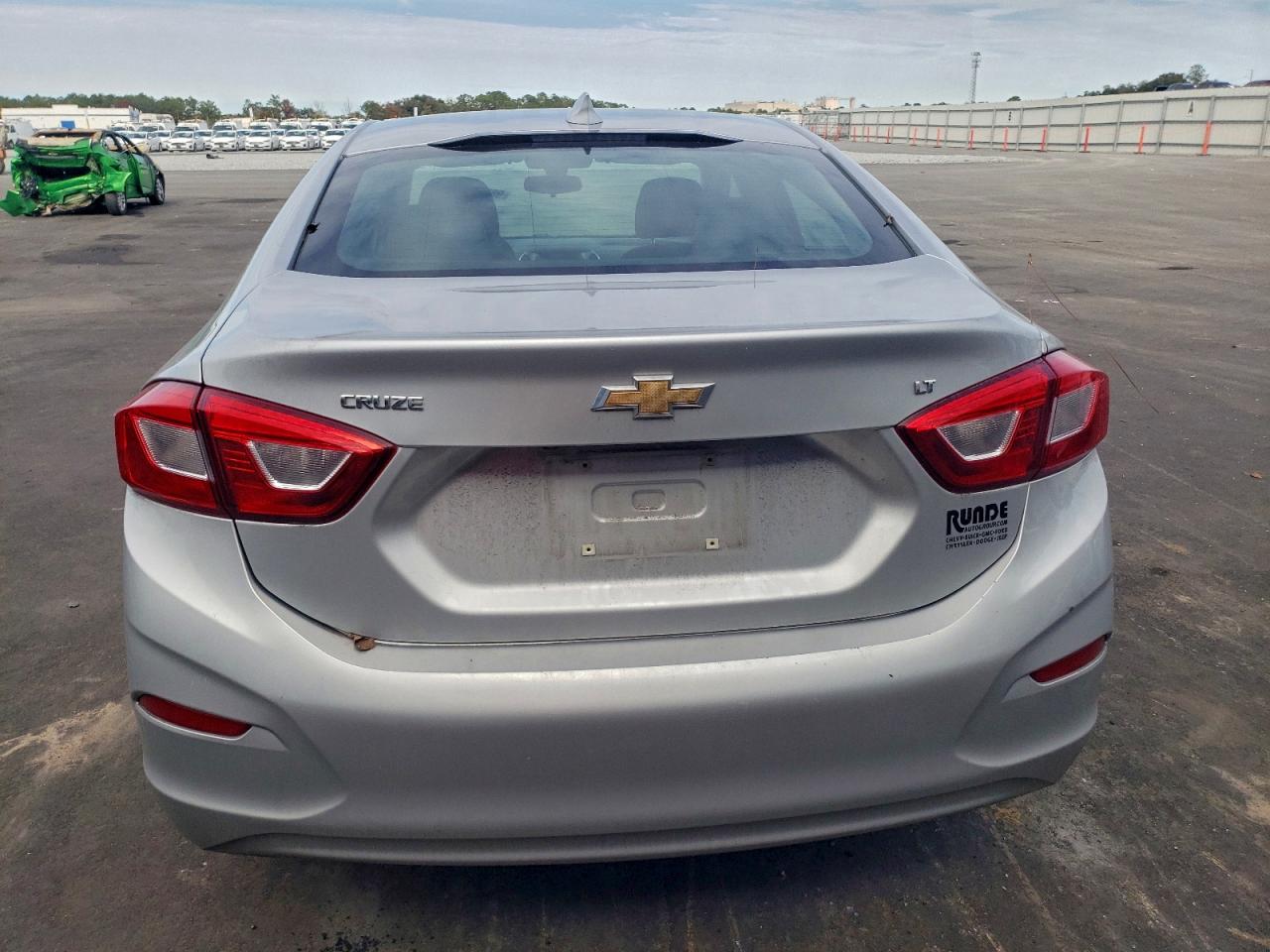 Chevrolet Cruze Lt Image 8