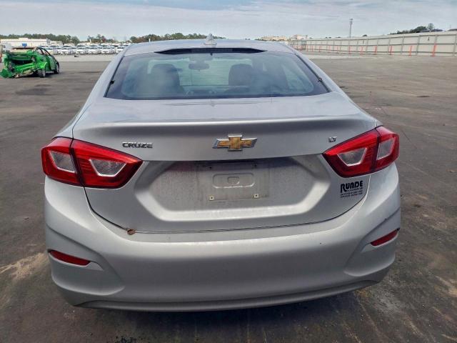 Chevrolet Cruze Lt Image 8