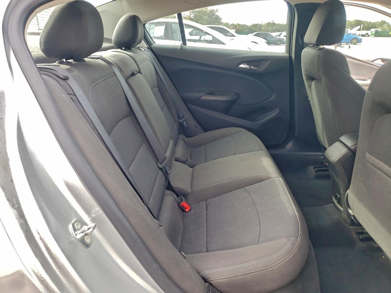 Chevrolet Cruze Lt Image 5