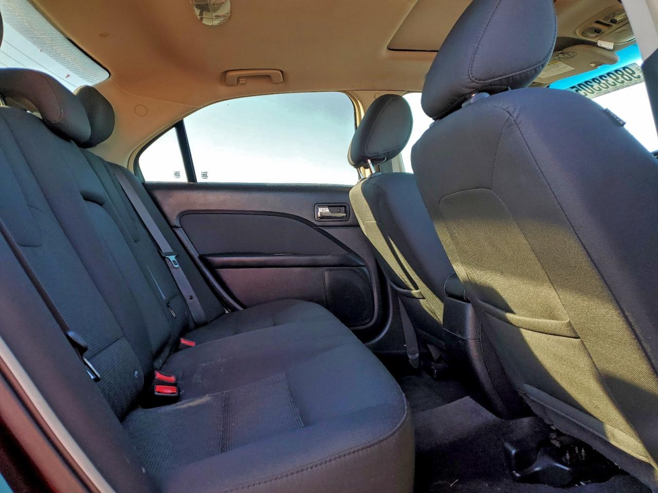 Ford Fusion Se Image 8